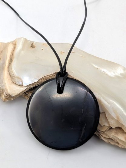 Shungite Small Disc, Necklace shung-n-103