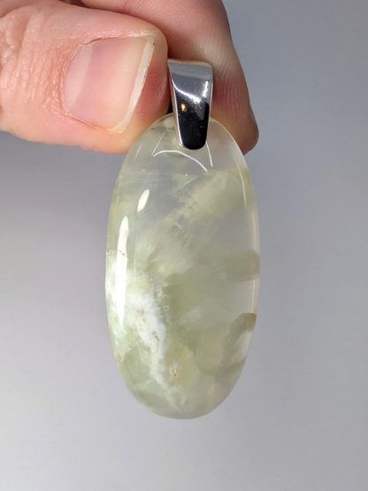 prehn-p-105 Prehnite Pendant