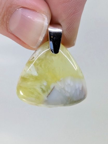 prehn-p-106 Prehnite Pendant