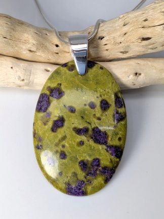 atla-p-102 Atlantisite (Stichtite & Serpentine) Pendant