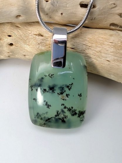 chryp-p-104 Chrysoprase Pendant