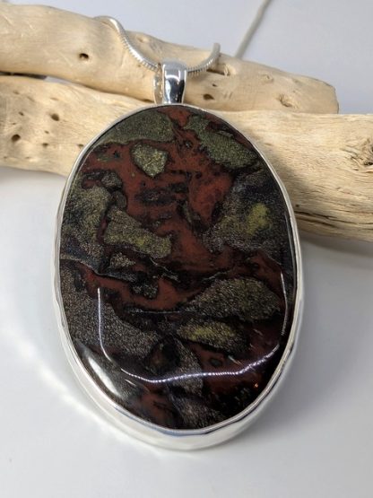 dra-p-001 Dragonstone Pendant (Bastite, Dragon’s Blood)