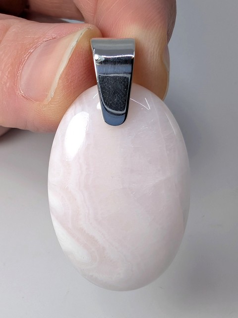 para-p-003 Pink Aragonite Pendant
