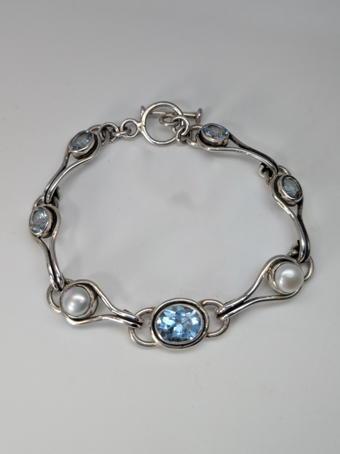 Blue Topaz & Freshwater Pearl Bracelet