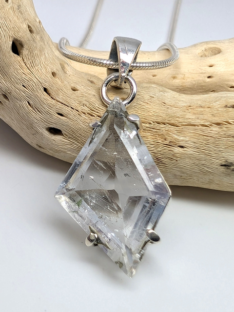 Satyaloka Clear Azeztulite Pendant